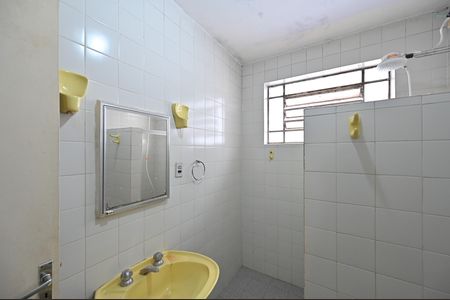 Casa para alugar com 180m², 3 quartos e 2 vagasBanheiro Social 1