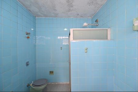 Casa para alugar com 180m², 3 quartos e 2 vagasBanheiro da Suite