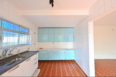 Casa para alugar com 180m², 3 quartos e 2 vagasCozinha