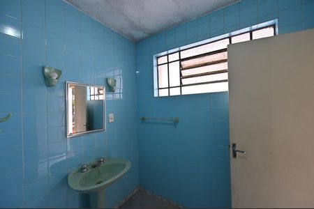 Casa para alugar com 180m², 3 quartos e 2 vagasBanheiro da Suite