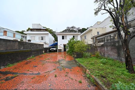 Casa para alugar com 180m², 3 quartos e 2 vagasQuintal