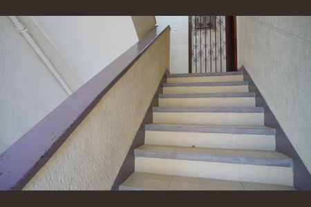 Hall de entrada de apartamento para alugar com 3 quartos, 80m² em Petrópolis, Porto Alegre