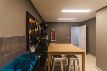 Apartamento para alugar com 50m², 2 quartos e 1 vaga Apartamento para alugar com 50m², 2 quartos e 1 vagaWork Space