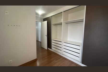 Apartamento à venda com 72m², 2 quartos e 1 vaga