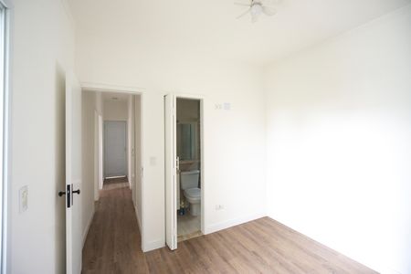 Casa de condomínio à venda com 118m², 3 quartos e 4 vagas Casa de condomínio à venda com 118m², 3 quartos e 4 vagasSuíte