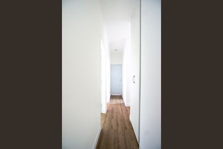 Casa de condomínio à venda com 118m², 3 quartos e 4 vagas Casa de condomínio à venda com 118m², 3 quartos e 4 vagasCorredor dos quartos