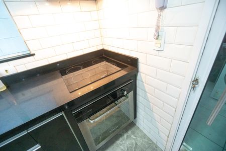 Casa de condomínio à venda com 118m², 3 quartos e 4 vagas Casa de condomínio à venda com 118m², 3 quartos e 4 vagasCooktop