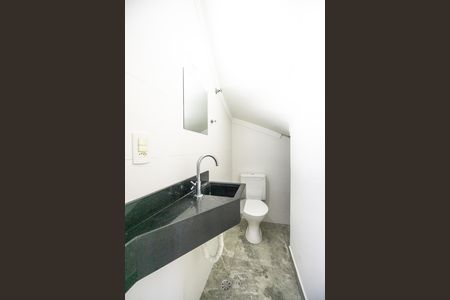 Casa de condomínio à venda com 118m², 3 quartos e 4 vagas Casa de condomínio à venda com 118m², 3 quartos e 4 vagasLavabo