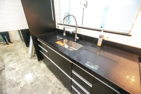 Casa de condomínio à venda com 118m², 3 quartos e 4 vagas Casa de condomínio à venda com 118m², 3 quartos e 4 vagasPia