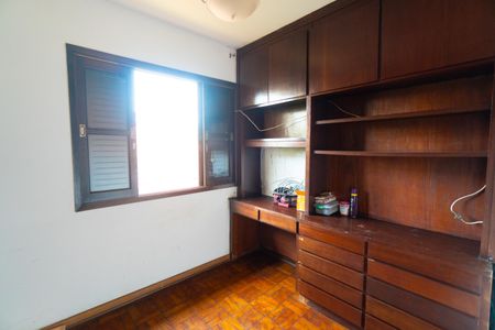 Casa à venda com 180m², 4 quartos e 3 vagasQuarto 3