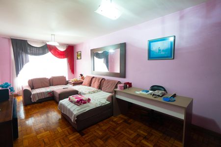 Sala de casa à venda com 4 quartos, 180m² em Vila Fachini, São Paulo