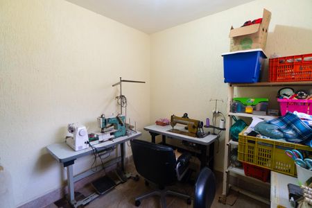 Casa à venda com 180m², 4 quartos e 3 vagasQuarto de Serviço