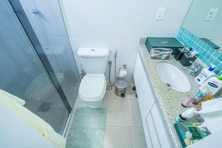 Apartamento à venda com 180m², 3 quartos e 2 vagas Apartamento à venda com 180m², 3 quartos e 2 vagassuite