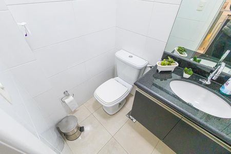 Apartamento à venda com 180m², 3 quartos e 2 vagas Apartamento à venda com 180m², 3 quartos e 2 vagasLavabo
