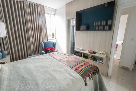 Suíte de apartamento à venda com 3 quartos, 180m² em Indaiá, Belo Horizonte