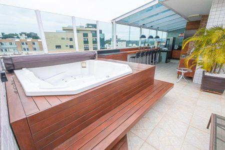 Apartamento à venda com 180m², 3 quartos e 2 vagas Apartamento à venda com 180m², 3 quartos e 2 vagasArea gourmet/ cobertura