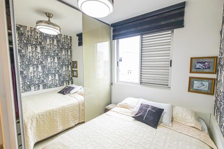 Apartamento à venda com 180m², 3 quartos e 2 vagas Apartamento à venda com 180m², 3 quartos e 2 vagasQuarto 2