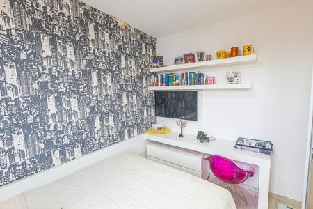 Apartamento à venda com 180m², 3 quartos e 2 vagas Apartamento à venda com 180m², 3 quartos e 2 vagasQuarto 2
