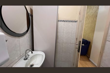 Banheiro de apartamento à venda com 1 quarto, 33m² em Tijuca, Rio de Janeiro