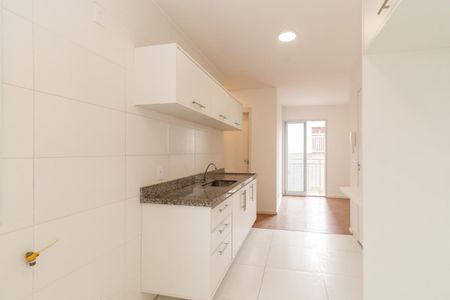 Apartamento para alugar com 47m², 2 quartos e 1 vaga Apartamento para alugar com 47m², 2 quartos e 1 vagaCozinha e Área de Serviço