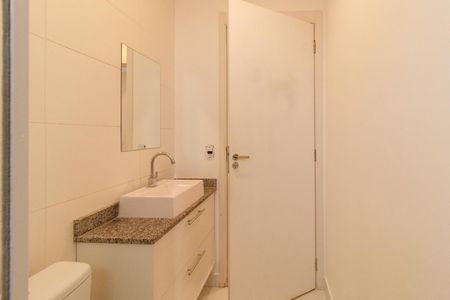 Apartamento para alugar com 47m², 2 quartos e 1 vaga Apartamento para alugar com 47m², 2 quartos e 1 vagaBanheiro