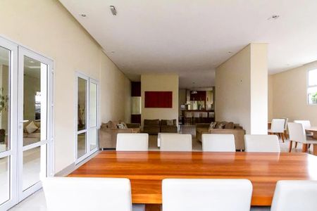 Apartamento à venda com 67m², 2 quartos e 1 vaga Apartamento à venda com 67m², 2 quartos e 1 vagaÁrea comum - Salão de festas