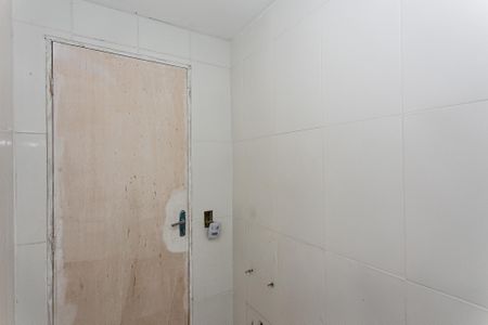 Apartamento à venda com 53m², 2 quartos e 1 vaga Apartamento à venda com 53m², 2 quartos e 1 vagaBanheiro