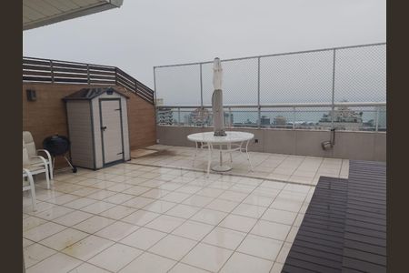 Apartamento para alugar com 220m², 4 quartos e 2 vagas Apartamento para alugar com 220m², 4 quartos e 2 vagasTerraço