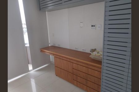 Apartamento para alugar com 220m², 4 quartos e 2 vagas