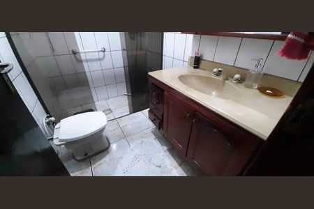 Casa à venda com 160m², 4 quartos e 3 vagas