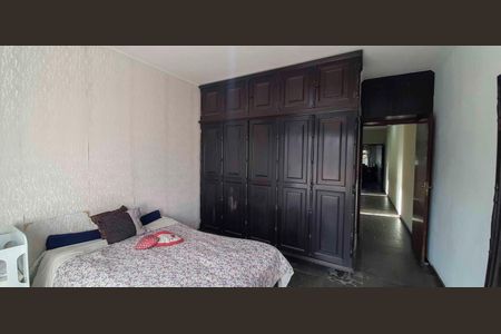 Casa à venda com 160m², 4 quartos e 3 vagas