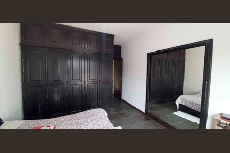 Casa à venda com 160m², 4 quartos e 3 vagas