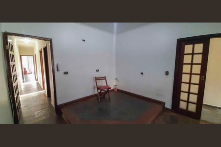 Casa à venda com 160m², 4 quartos e 3 vagas