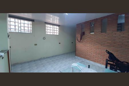 Casa à venda com 160m², 4 quartos e 3 vagas