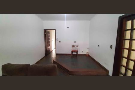 Casa à venda com 160m², 4 quartos e 3 vagas