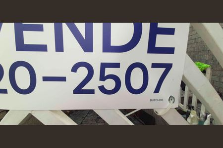 Casa à venda com 160m², 4 quartos e 3 vagas Casa à venda com 160m², 4 quartos e 3 vagasPlaca Grande instalada em 11/06/26, cód. BUFO-206