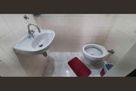 Casa à venda com 160m², 4 quartos e 3 vagas Casa à venda com 160m², 4 quartos e 3 vagasBanheiro da Suíte