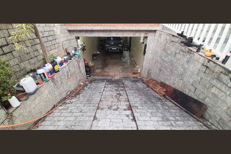 Casa à venda com 160m², 4 quartos e 3 vagas Casa à venda com 160m², 4 quartos e 3 vagasGaragem