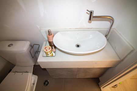 Lavabo de apartamento para alugar com 2 quartos, 110m² em Santo Amaro, São Paulo