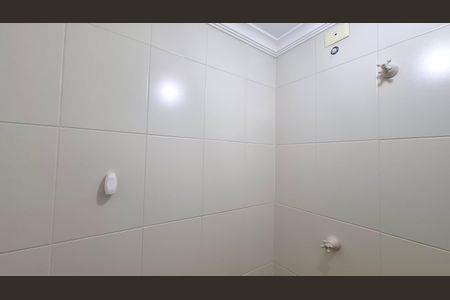 Apartamento para alugar com 53m², 2 quartos e sem vaga Apartamento para alugar com 53m², 2 quartos e sem vagaBanheiro 2