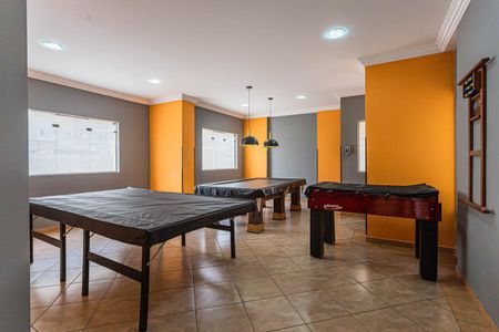 Apartamento para alugar com 53m², 2 quartos e sem vaga Apartamento para alugar com 53m², 2 quartos e sem vagaÁrea comum - Salão de jogos