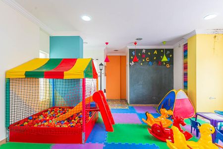 Apartamento para alugar com 53m², 2 quartos e sem vaga Apartamento para alugar com 53m², 2 quartos e sem vagaÁrea comum - brinquedoteca