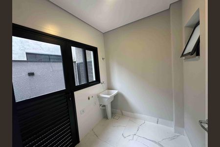 Casa de condomínio à venda com 250m², 3 quartos e 4 vagas Casa de condomínio à venda com 250m², 3 quartos e 4 vagasÁrea de Serviço