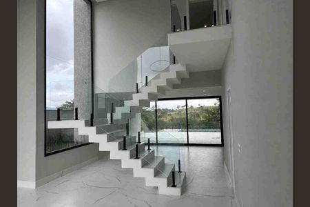 Sala 2 ambientes de casa de condomínio à venda com 3 quartos, 250m² em Sítio do Rosário, Barueri