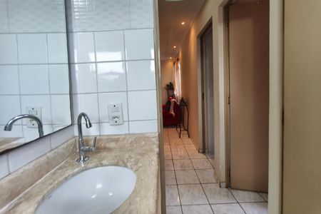 Apartamento à venda com 65m², 2 quartos e 1 vaga Apartamento à venda com 65m², 2 quartos e 1 vagaBanheiro