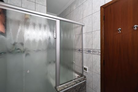 Apartamento à venda com 107m², 3 quartos e 3 vagas Apartamento à venda com 107m², 3 quartos e 3 vagasBanheiro da suíte