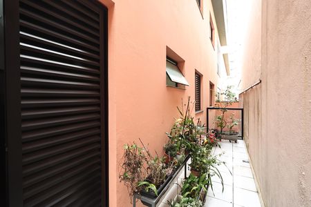 Apartamento à venda com 107m², 3 quartos e 3 vagas Apartamento à venda com 107m², 3 quartos e 3 vagasVaranda quarto 2