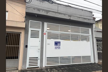 Casa à venda com 150m², 2 quartos e 2 vagasFachada 