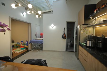 Casa à venda com 150m², 2 quartos e 2 vagasÁrea de convivência 