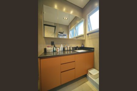 Casa à venda com 150m², 2 quartos e 2 vagasBanheiro